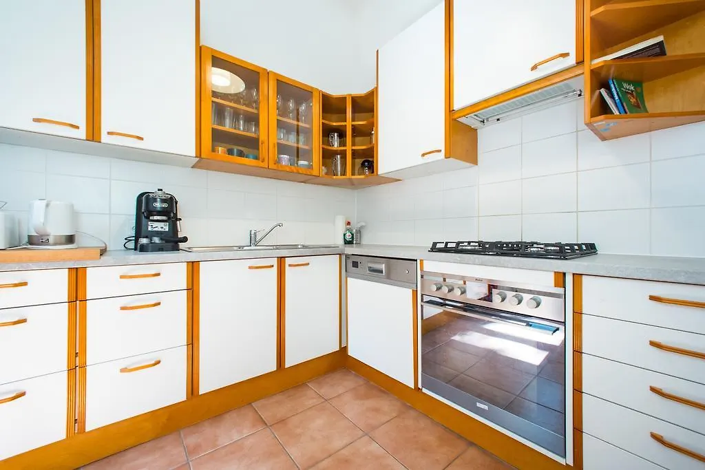 Wunderschone Altbauwohnung Von 1900 Viyana 0*,