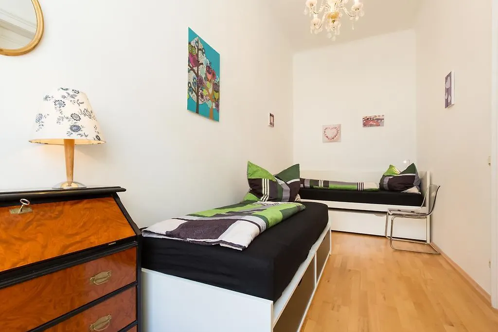 아파트 Wunderschone Altbauwohnung Von 1900 비엔나